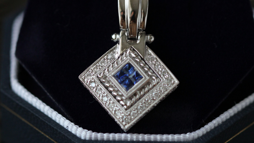 What is Art Deco jewellery?