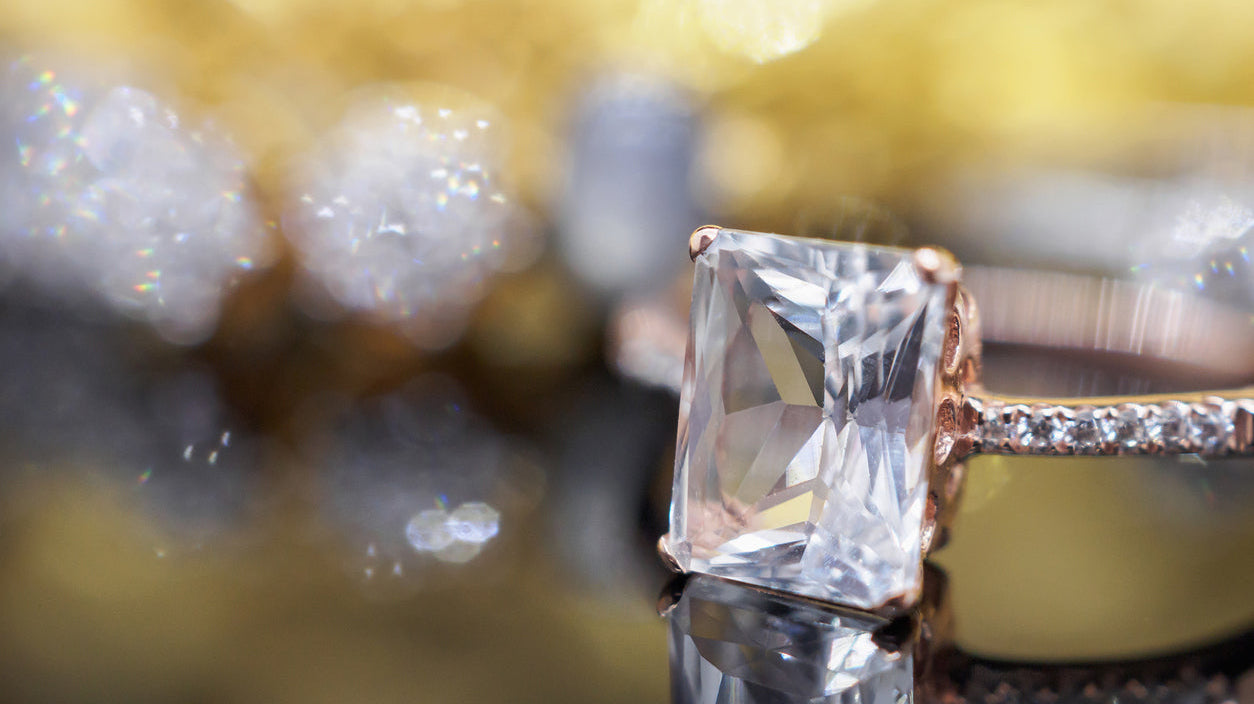 What Makes An Engagement Ring Vintage?