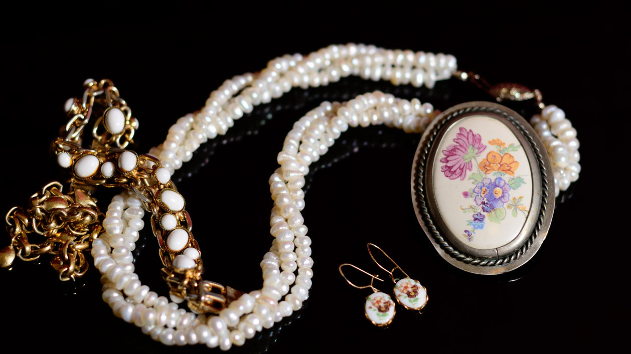 Vintage And Antique Pendants