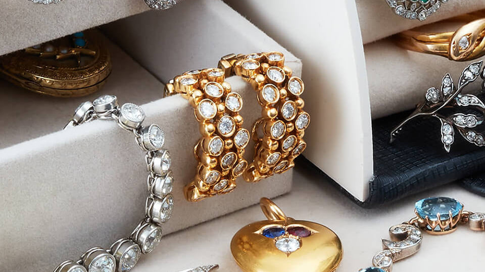 Why Does The Value Of Vintage Jewellery Increase Over The Years?