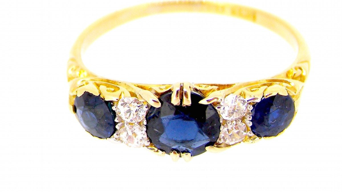 A History Of Sapphire And Diamond Engagement Rings