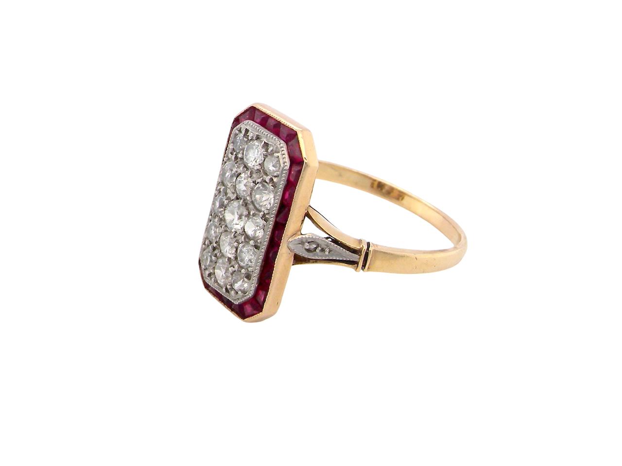 2-❤︎ A beautiful Art Deco Ruby and Diamond ring