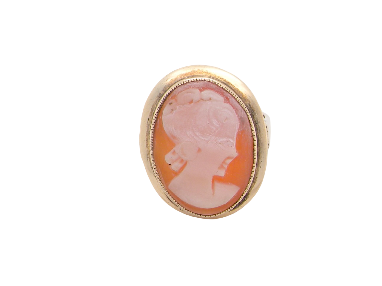 A 9 carat gold dress ring that features a cameo shell. Carved with the head of a young woman. Measures 20x15mm.