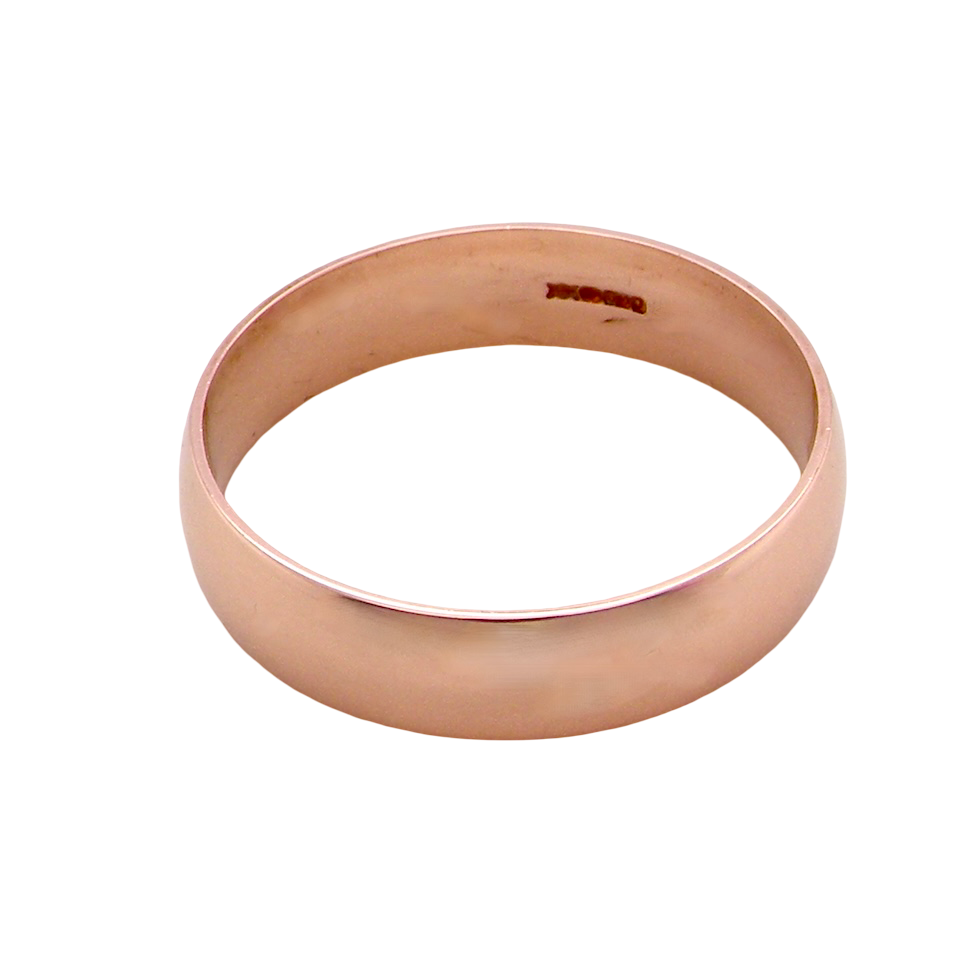 A 9 carat rose gold wedding ring.
Plain D shape profile,