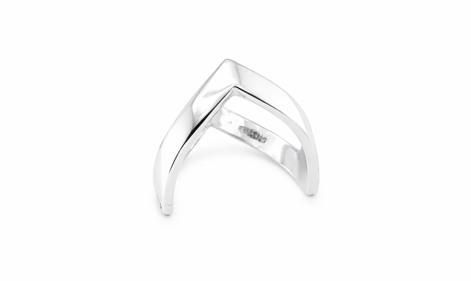 A 9 carat white gold double wishbone ring.