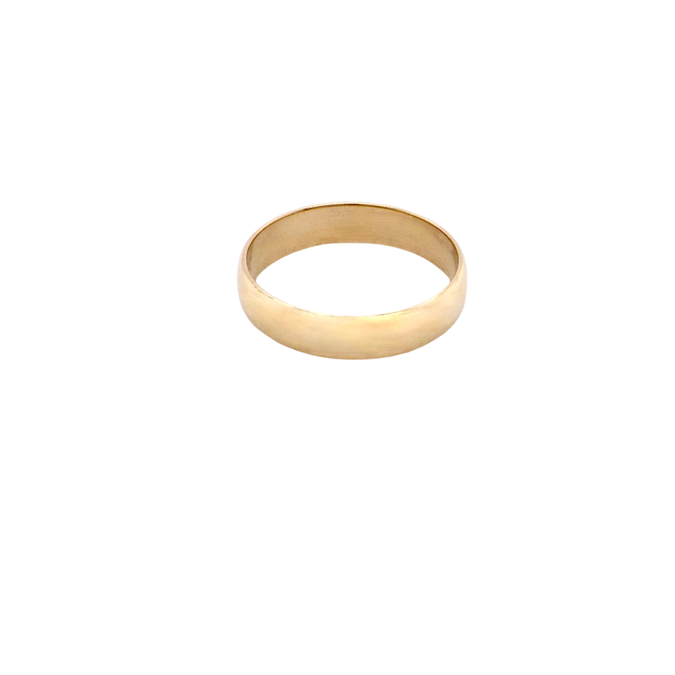 A 9 carat yellow gold wedding ring. D shape profile.
Width 4.2mm, weight 2.1grams. 