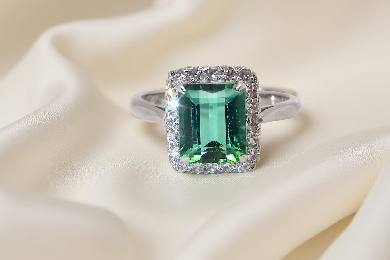 A A fine Green Tourmaline and Diamond ring
