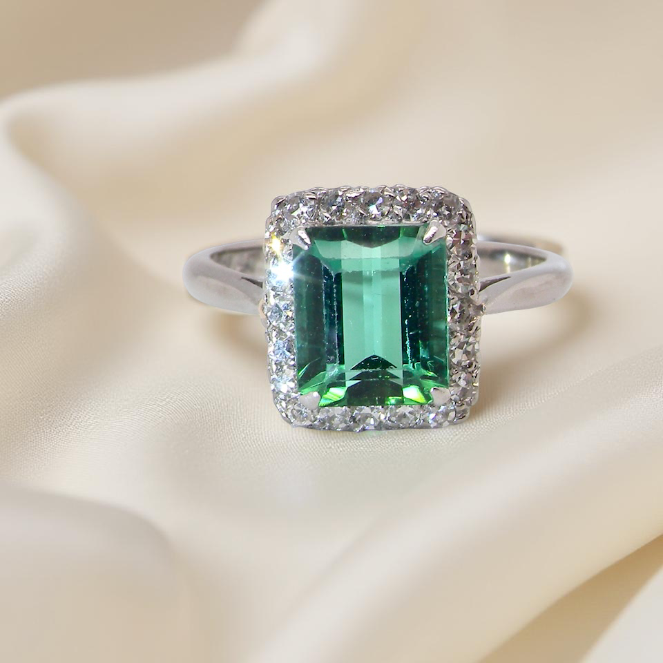 A A fine Green Tourmaline and Diamond ring