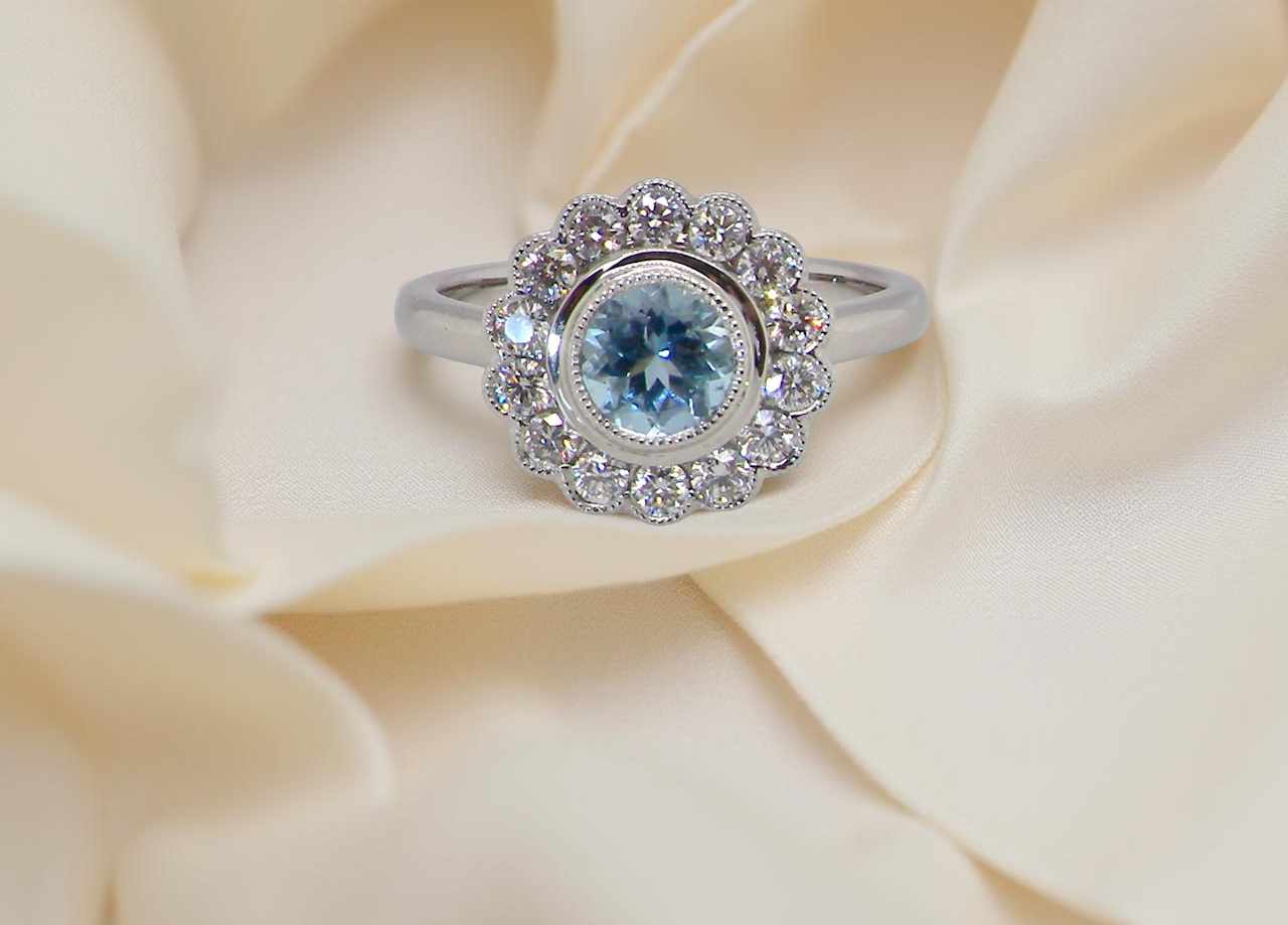 An White gold Aquamarine Engagement Ring