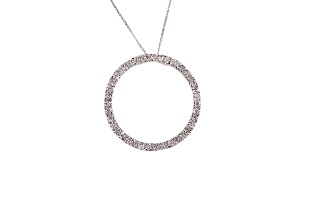 A Diamond circlet pendant