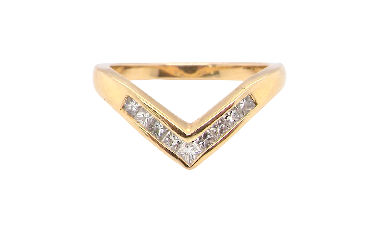 A Diamond wishbone ring