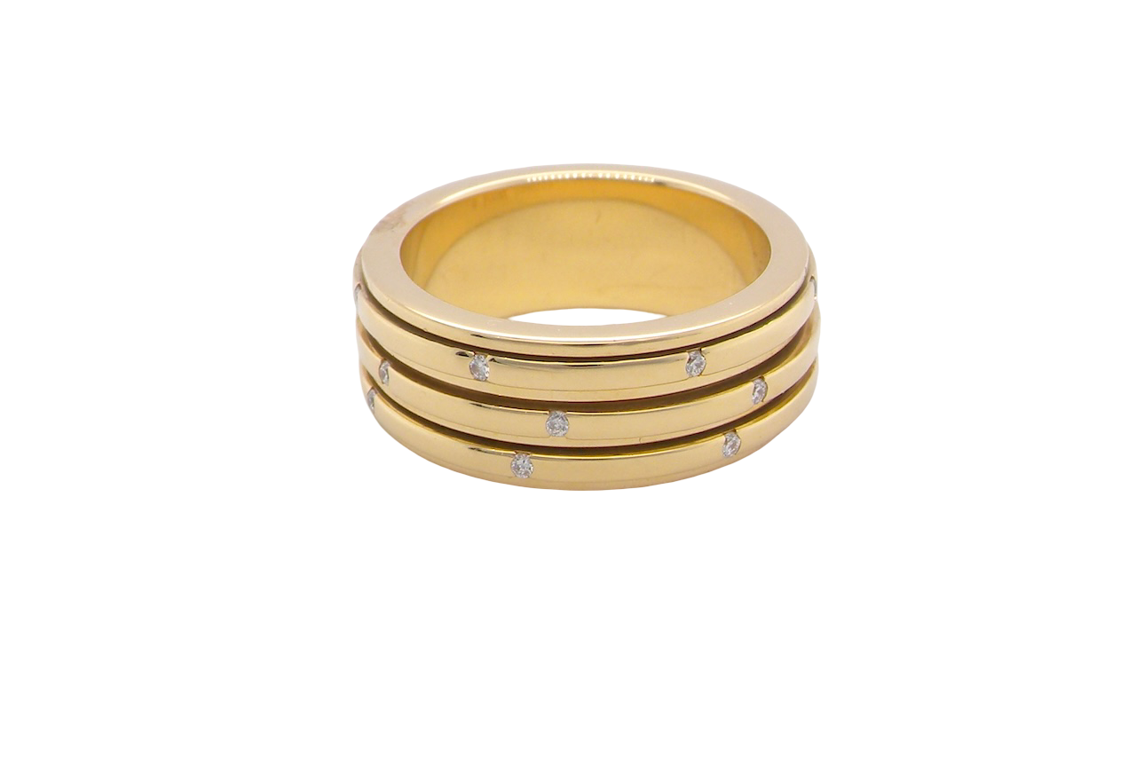 A Piaget ‘Possession’ Triple-Band Diamond Ring