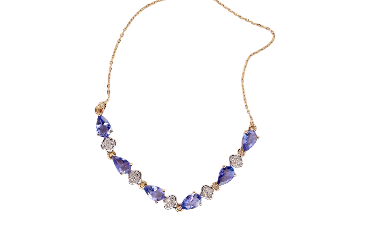A Tanzanite and Diamond bracelet