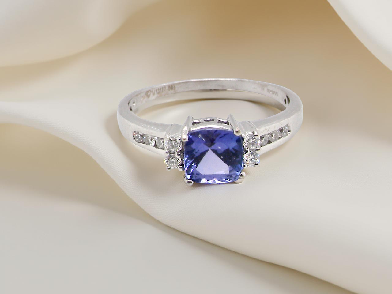 A Tanzanite and Diamond gem ring