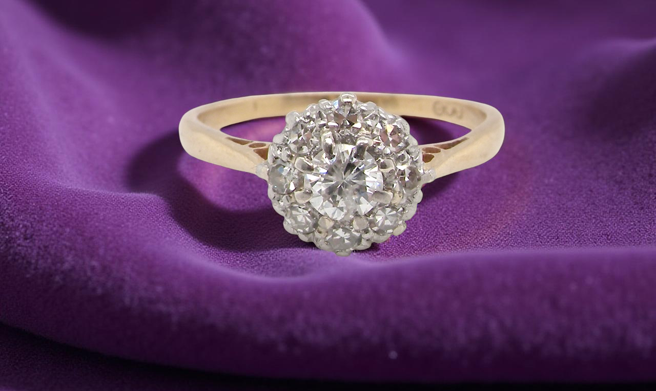 A Vintage Diamond Cluster Ring (c.1930–1940)