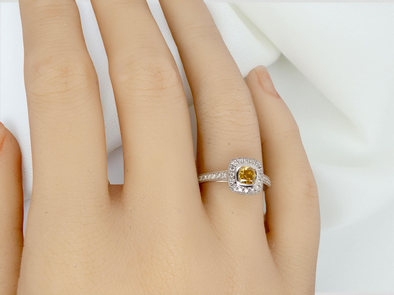 A Yellow Diamond halo cluster ring