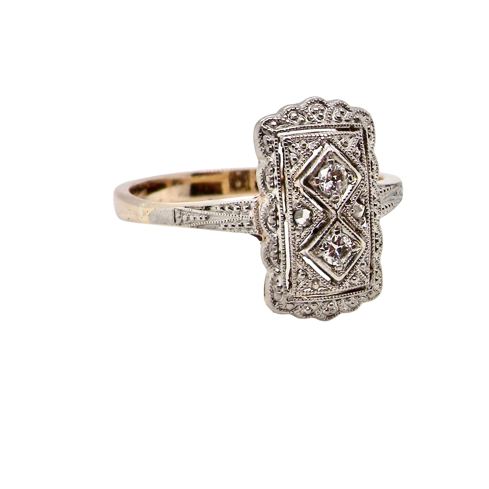 An Edwardian era plaque diamond cluster ring