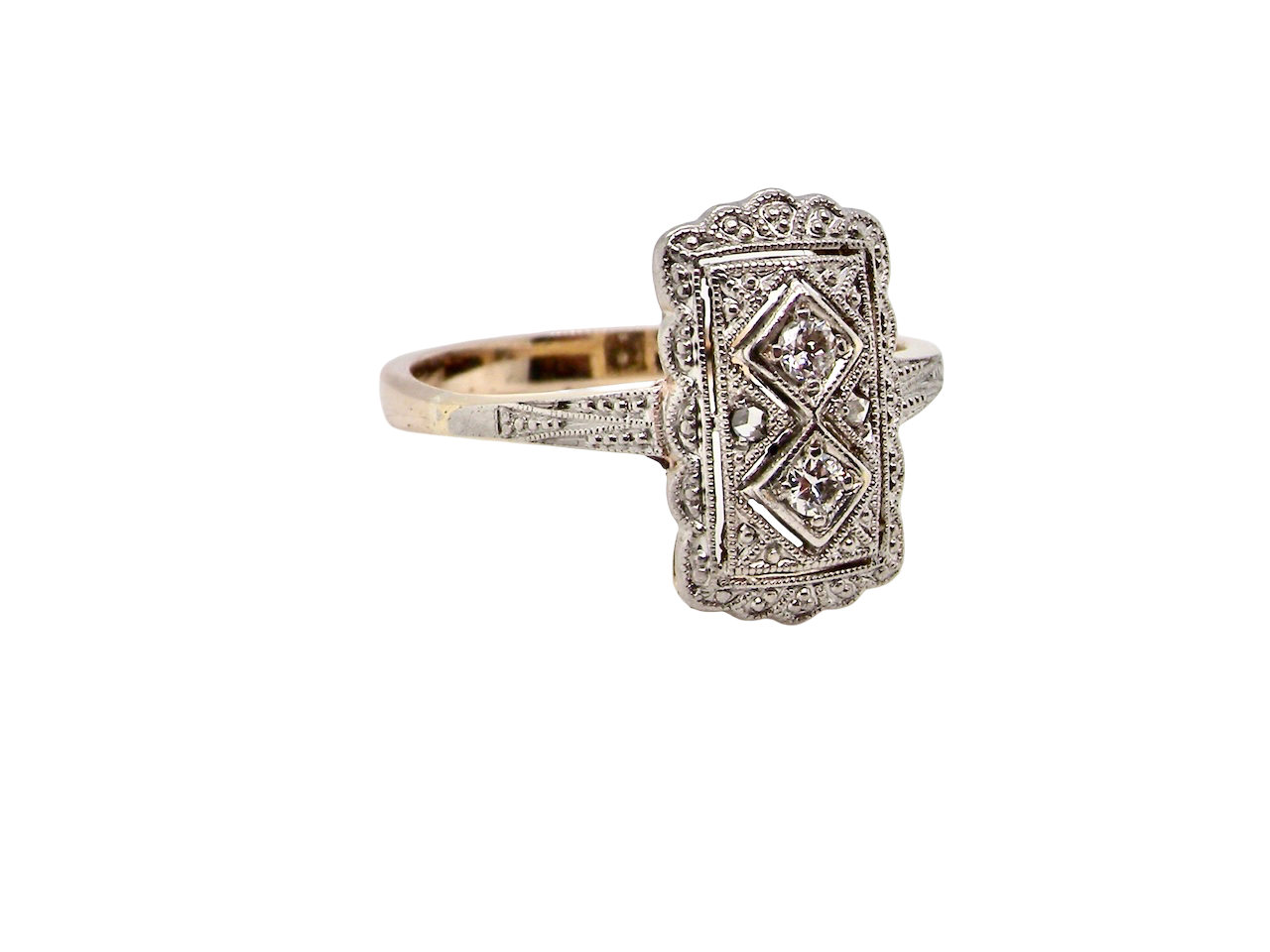 An Edwardian era plaque diamond cluster ring