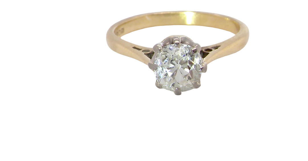 A beautiful vintage diamond solitaire ring featuring an old brilliant cut white diamond measuring approximately 6mm, estimated at 0.75 carats. The diamond displays attractive sparkle with an assessed colour of I–J and clarity of SI.