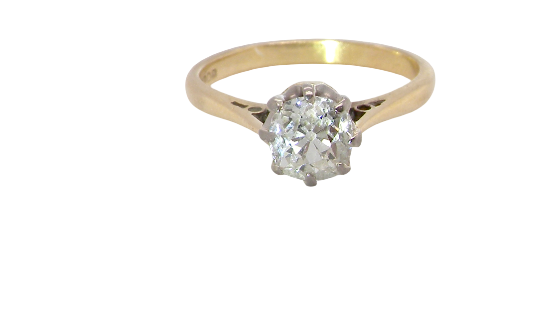 A beautiful vintage diamond solitaire ring featuring an old brilliant cut white diamond measuring approximately 6mm, estimated at 0.75 carats. The diamond displays attractive sparkle with an assessed colour of I–J and clarity of SI.