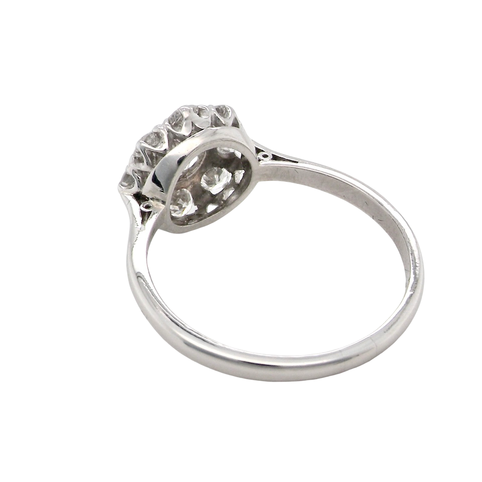 A fabulous Diamond Cluster ring