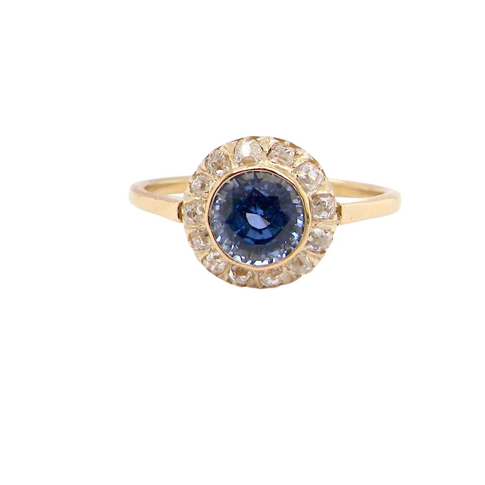 A fabulous vintage Sapphire and Diamond ring