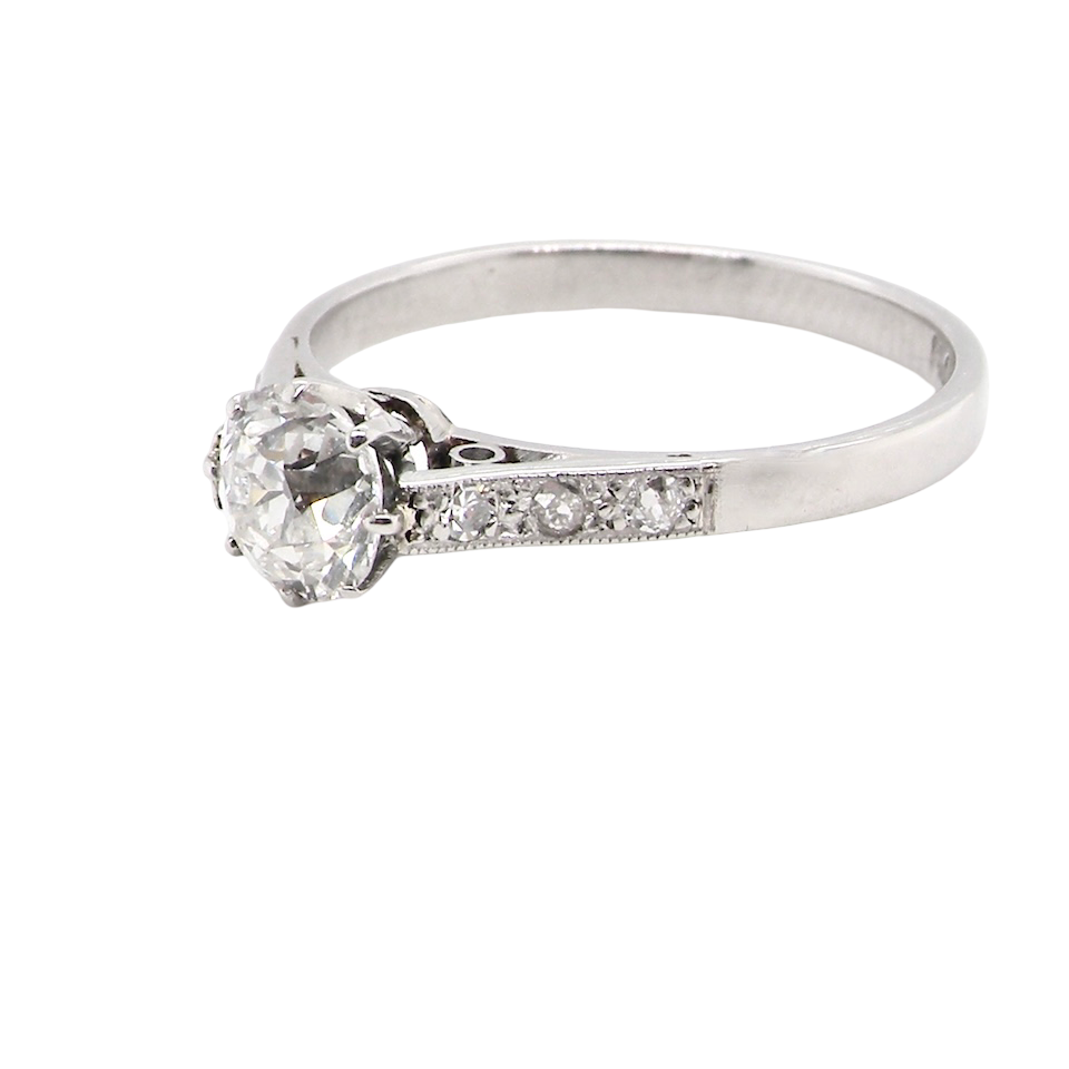 A fine 3/4 Carat Diamond Ring 2