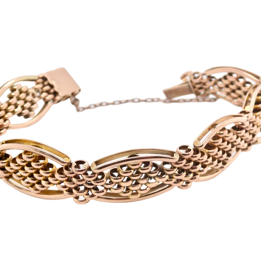 A fine antique gate bracelet