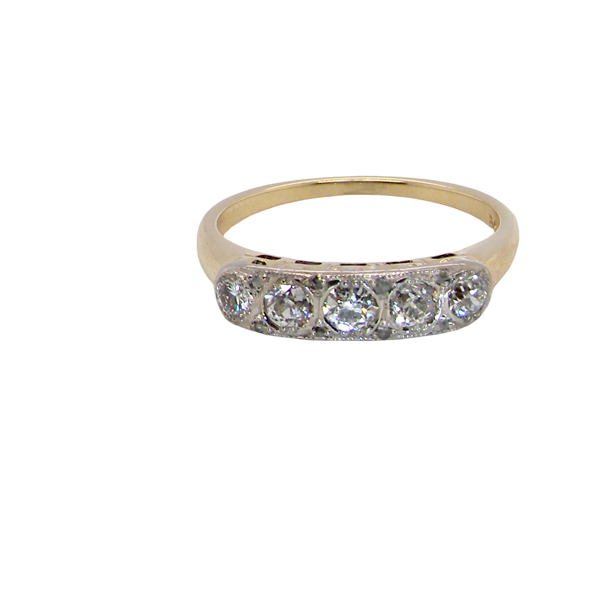 A fine vintage ring set with five brilliant cut white diamonds.
diamond 3.6mm (est 0.15 carats)