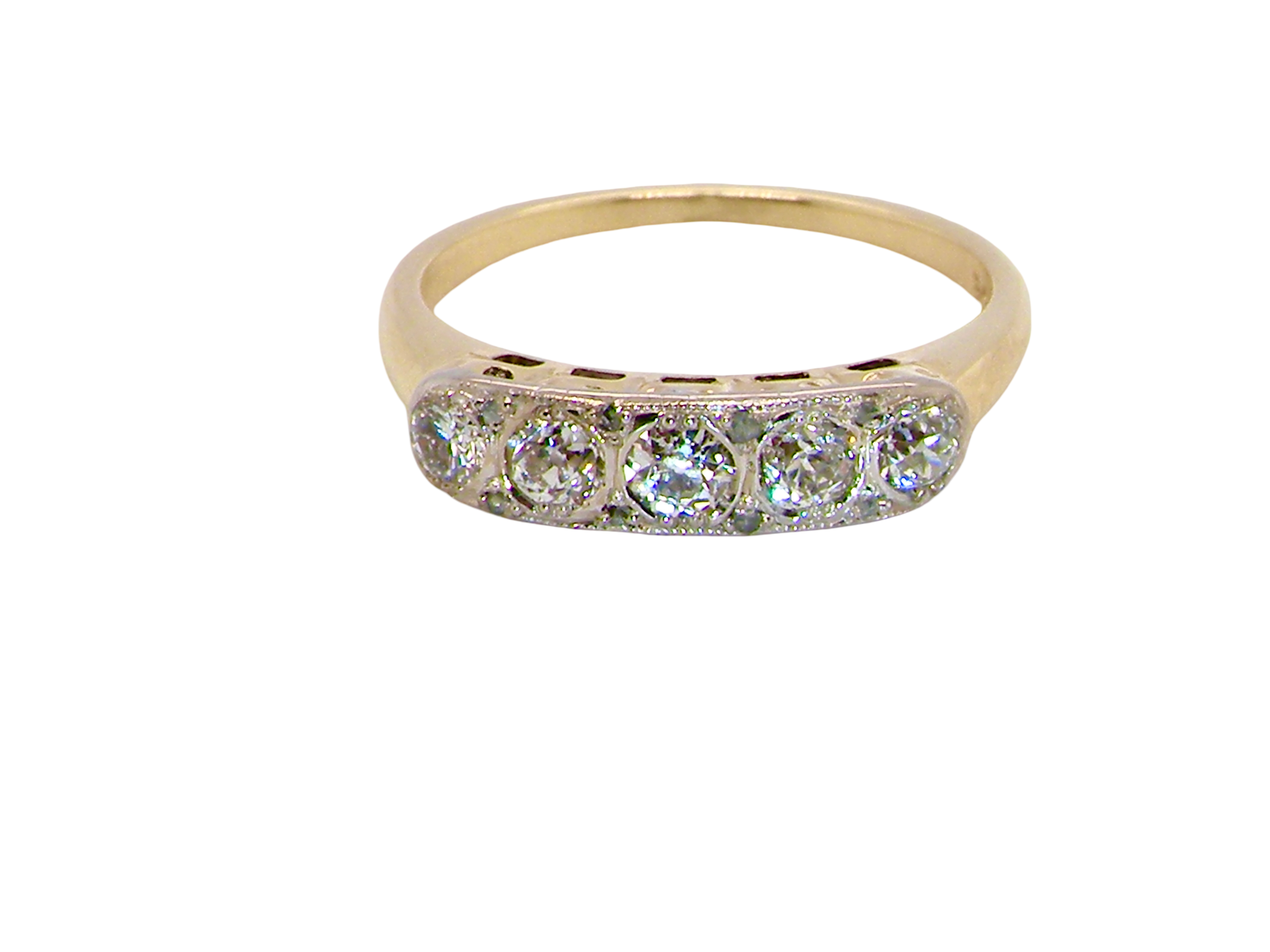 A fine vintage ring set with five brilliant cut white diamonds.
Centre diamond 3.6mm (est 0.15 carats)