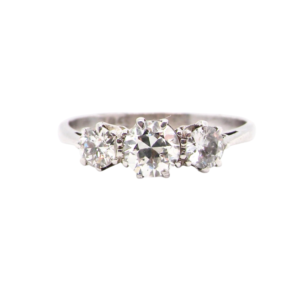 A fine vintage three stone Diamond Ring