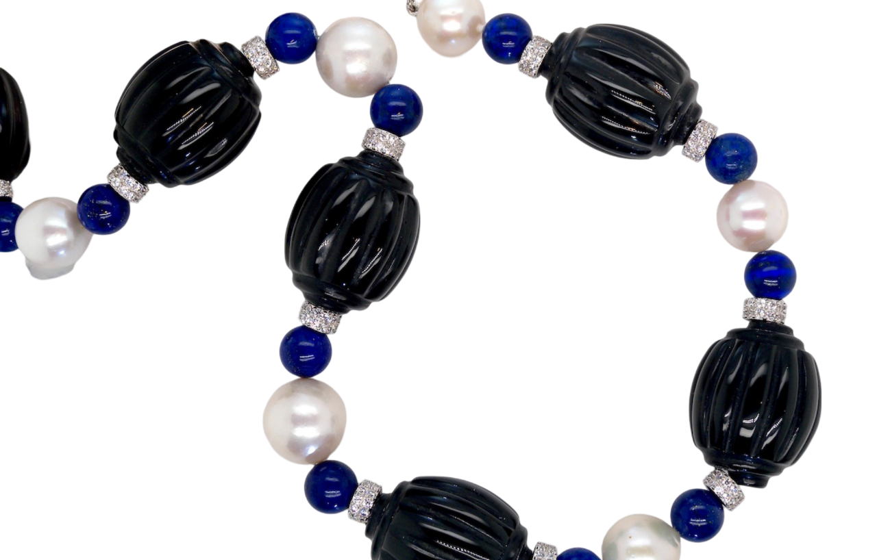 A gemstone and pearl necklace