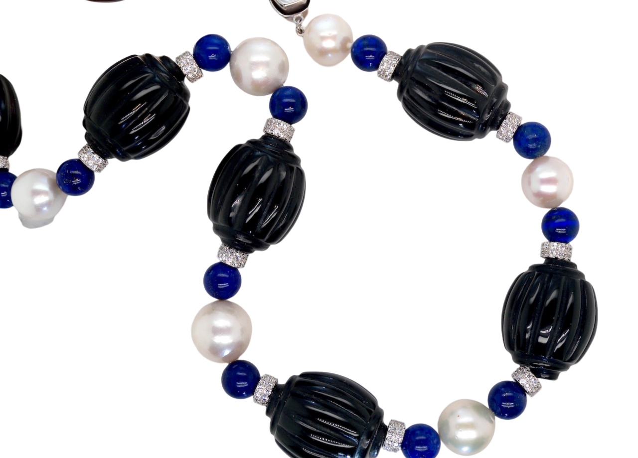 A gemstone and pearl necklace