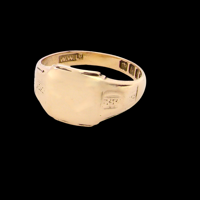 A gentleman's 18 carat gold signet ring. Cushion shaped head, plain and suitable for engraving, measures 11x11mm. 7.2 grams. 