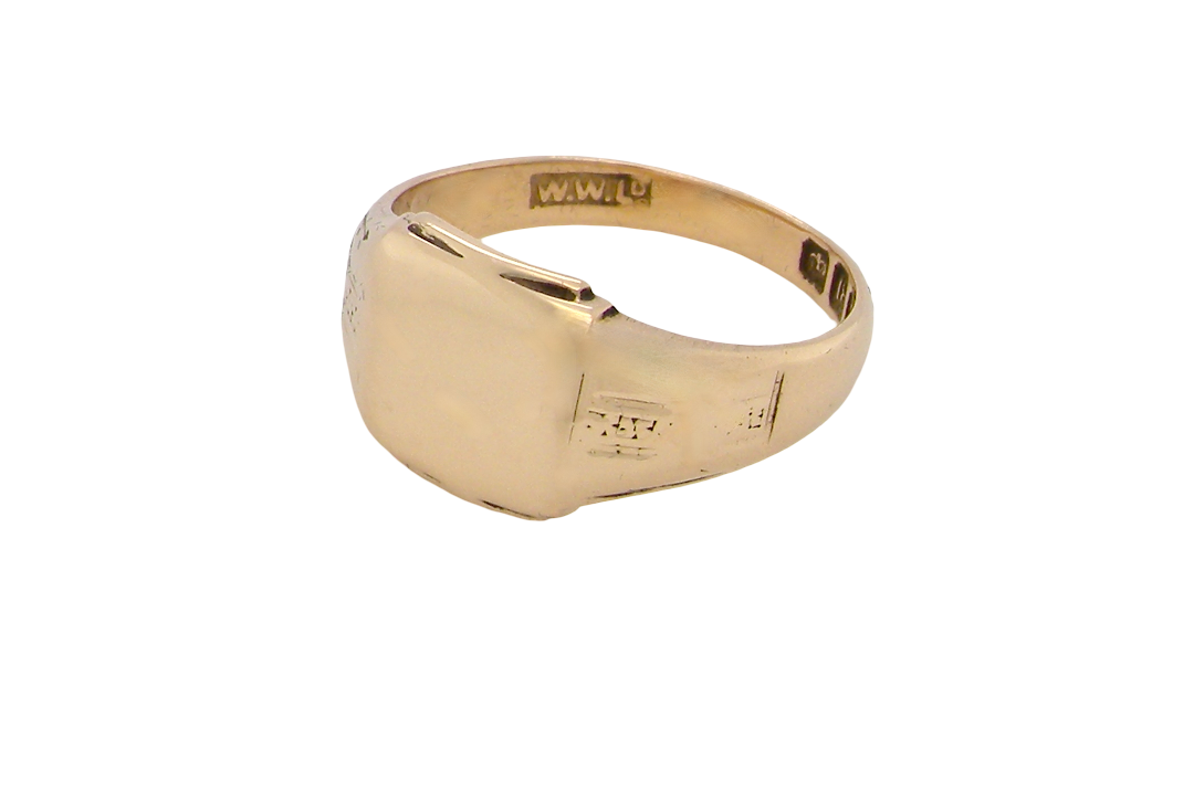 A gentleman's 18 carat gold signet ring. Cushion shaped head, plain and suitable for engraving, measures 11x11mm. Weight 7.2 grams. 