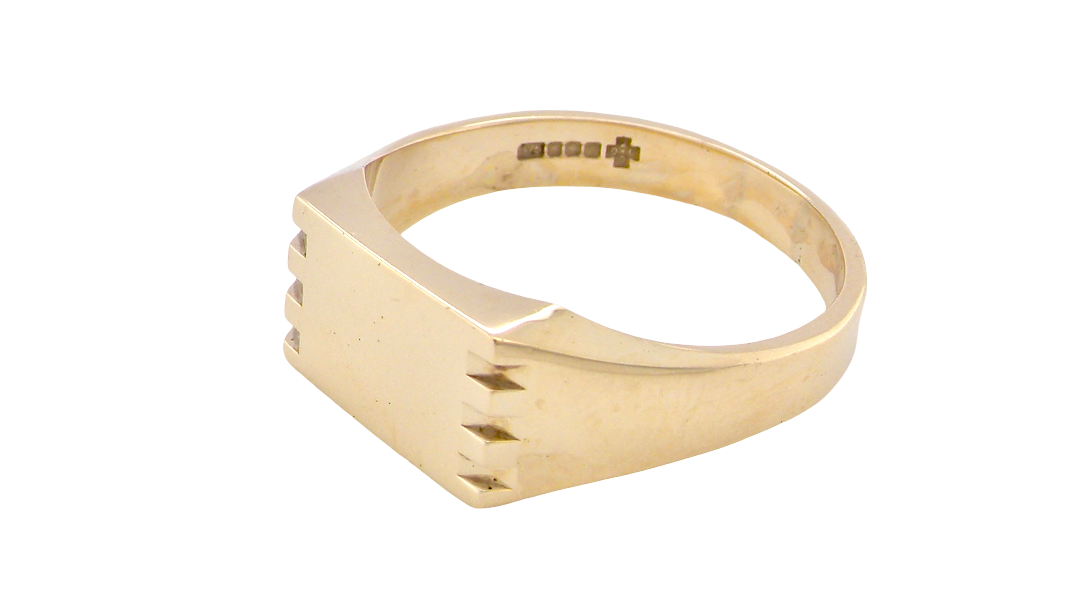 A gentleman's 9 carat gold signet ring. Rectangular shaped head, plain polished surface and suitable for initials to be engraved.