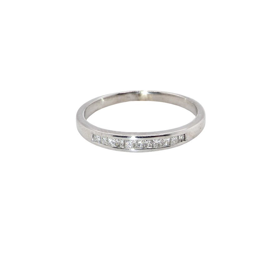 A half hoop 9 carat white gold eternity ring.
Channel set with eleven Princess cut white diamonds,