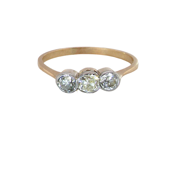 A vintage diamond trilogy ring