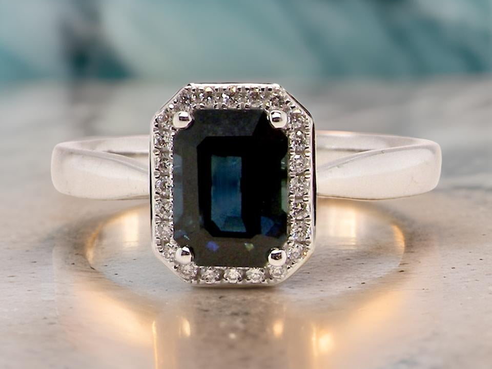 A Sapphire and Diamond cluster ring