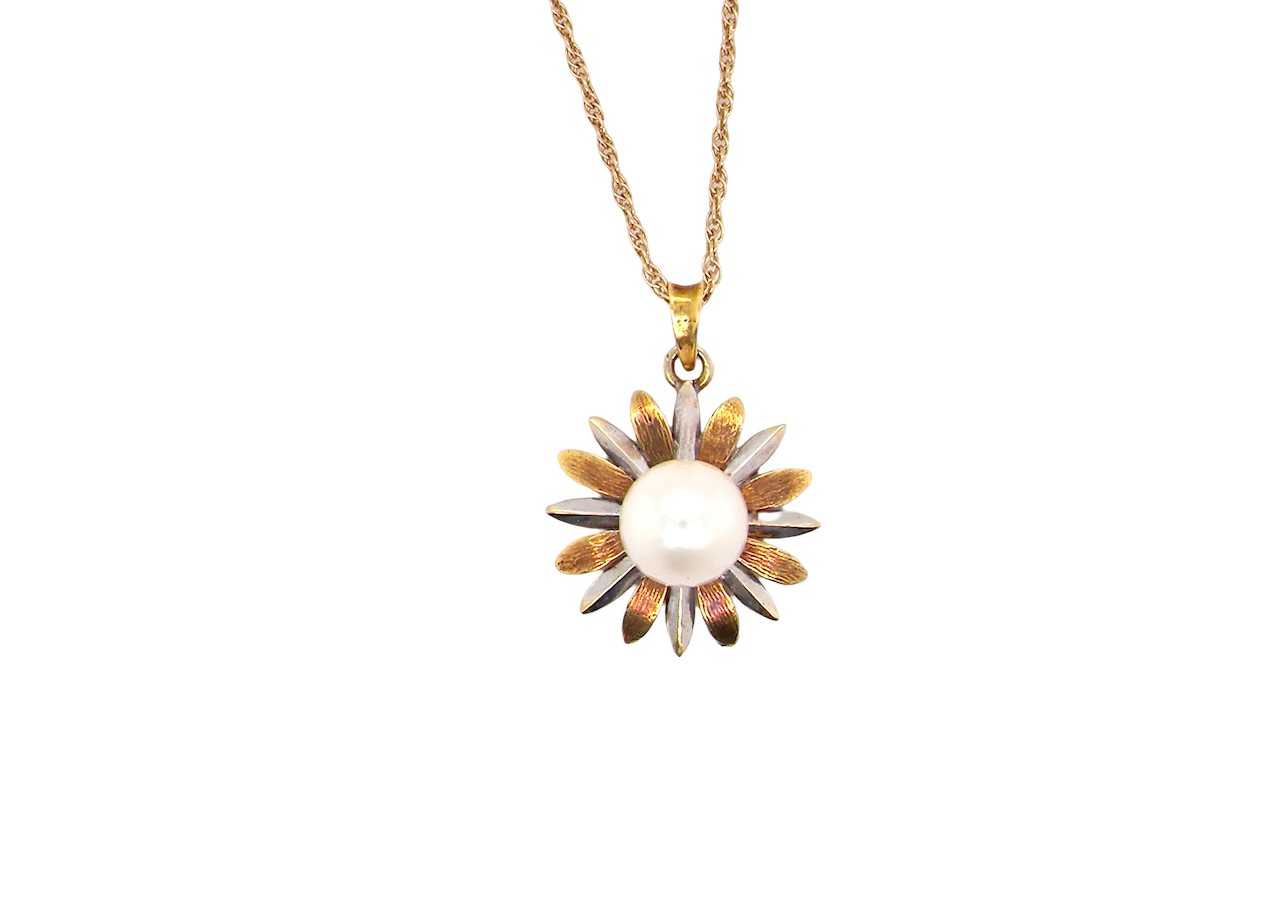 A pearl pendant