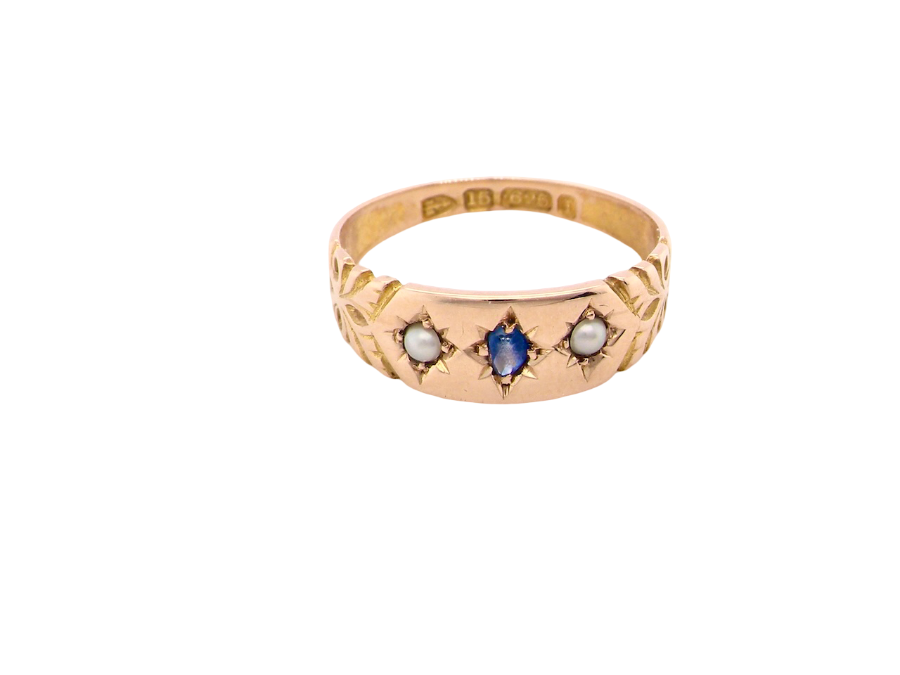 A pretty 15 carat gold Victorian dress ring. Hallmarks for Chester 1892.