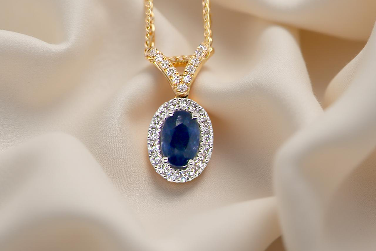 A pretty Sapphire and Diamond pendant