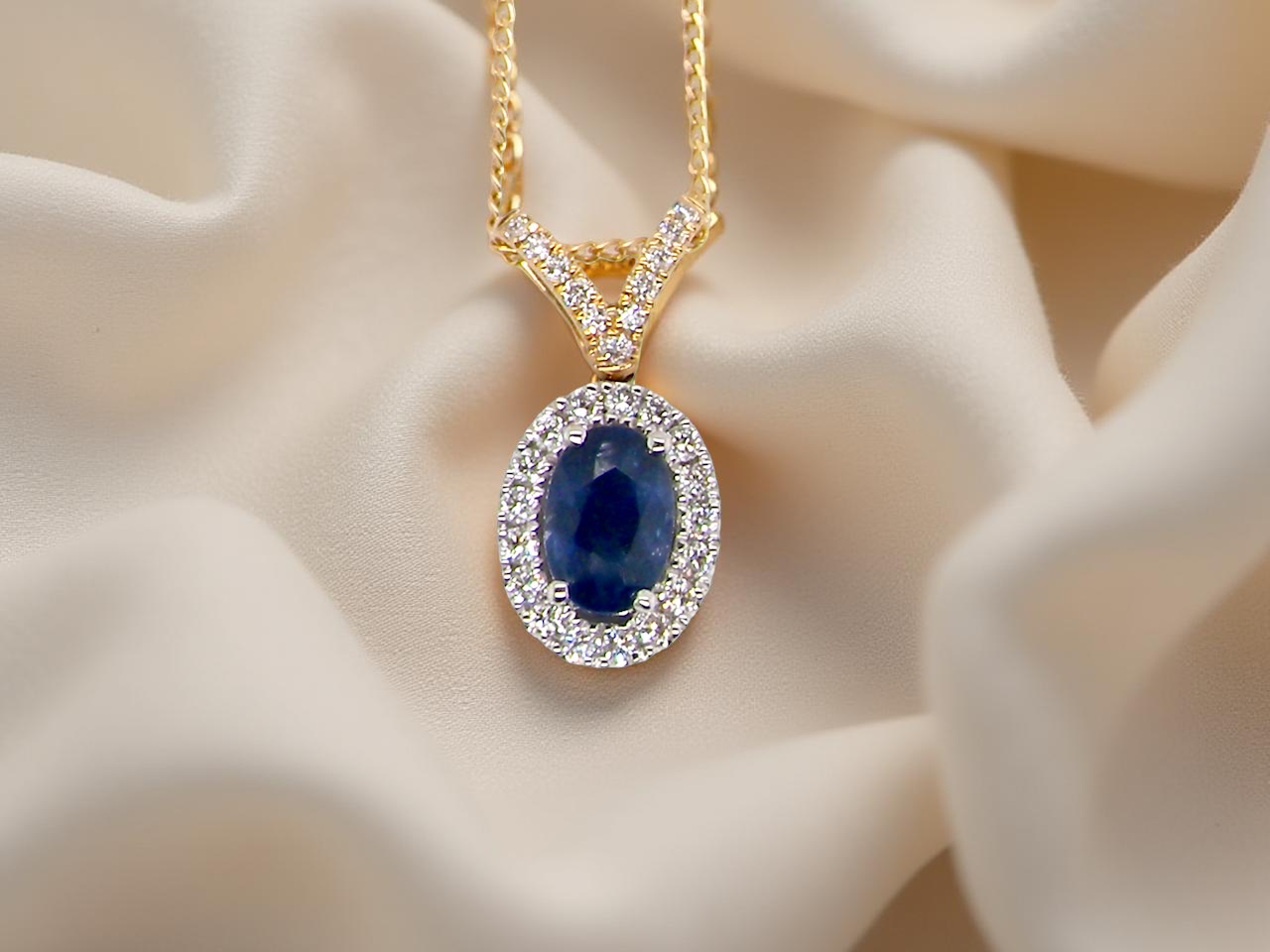 A pretty Sapphire and Diamond pendant
