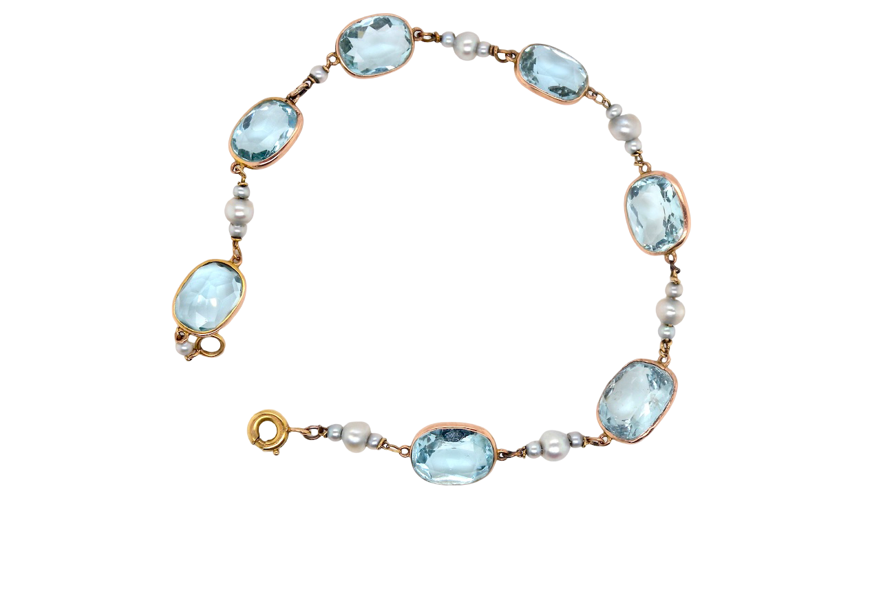 A pretty antique Aquamarine and Pearl bracelet