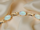 A pretty opal bracelet