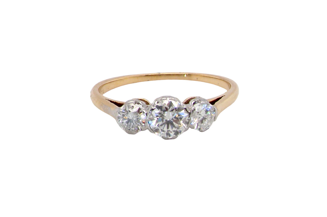 A pretty diamond trilogy ring