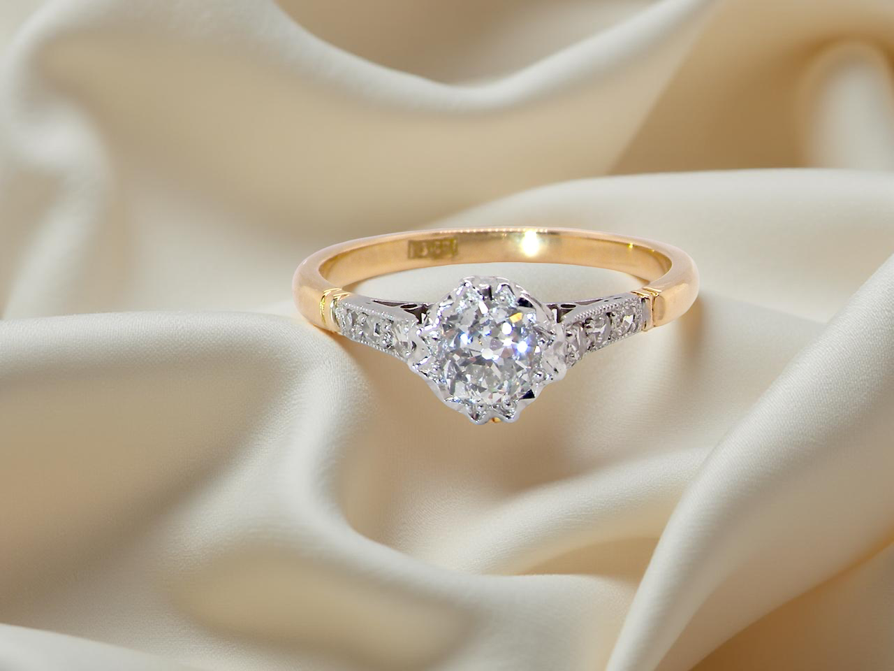 A ring with an old brilliant-cut white diamond