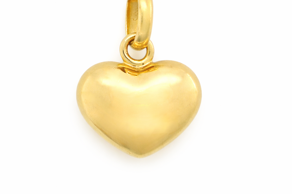 A simple yet elegant heart pendant by Links of London*.
