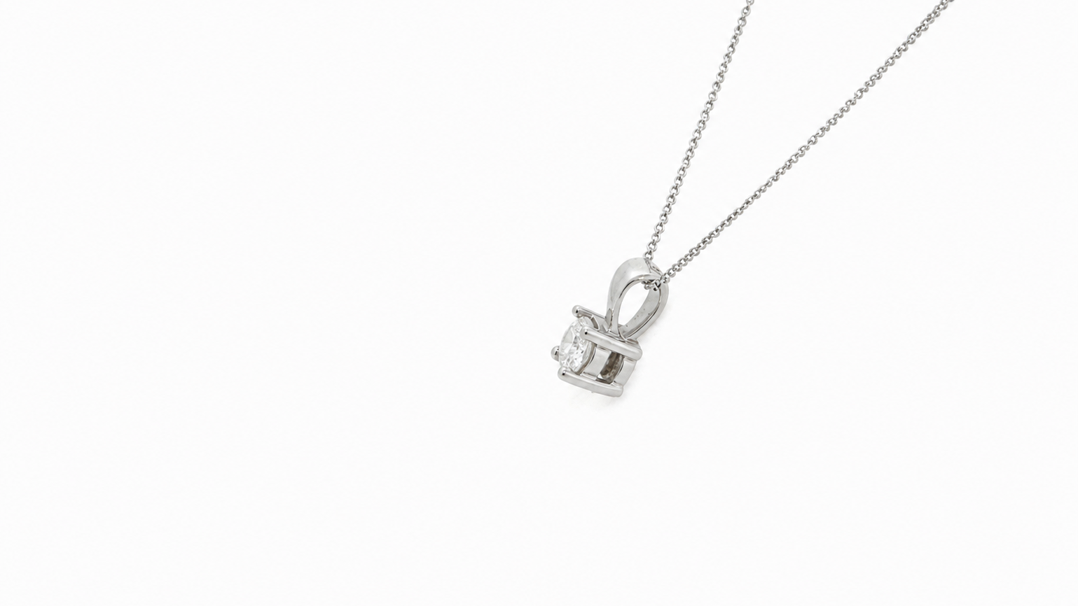 Side view of a diamond pendant