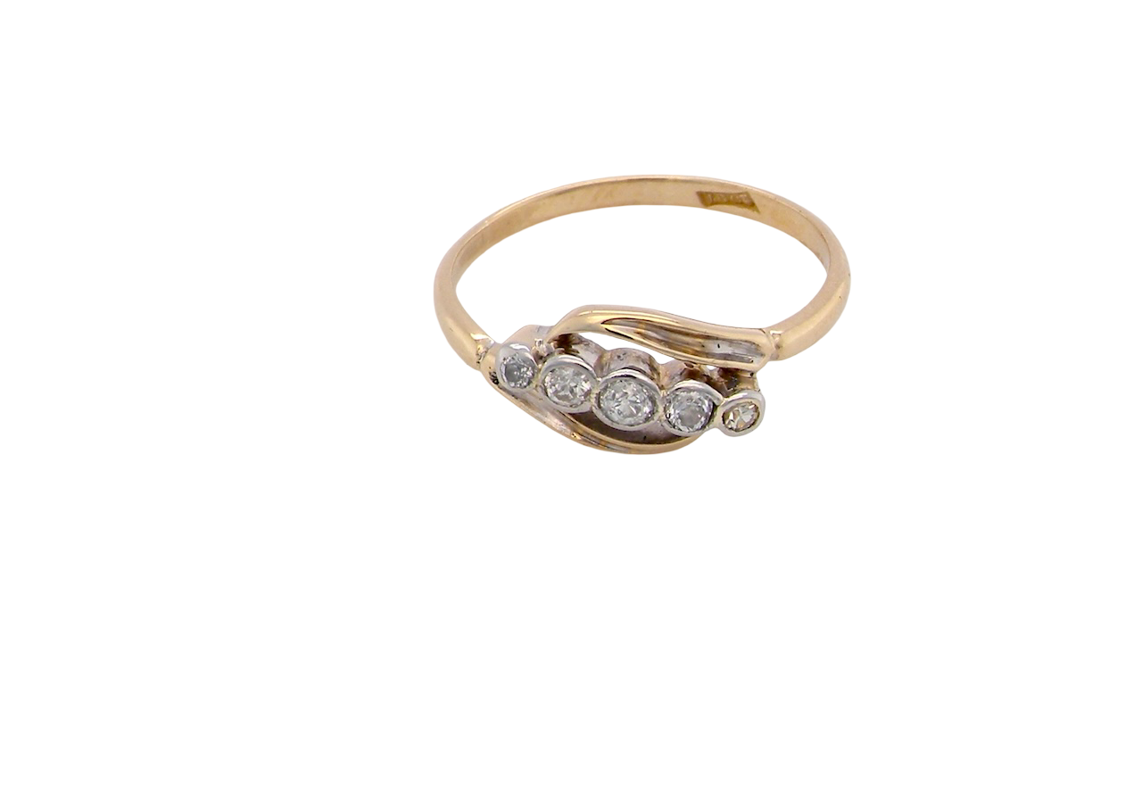 A vintage cross over style ring. Set with five old brilliant cut white diamonds. Centre stone 3mm, each side 2.4mm, each end 1.5mm.